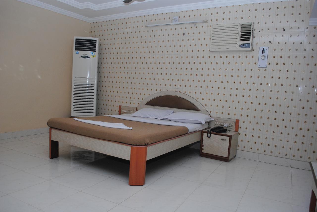 Hotel Pancharatna Paradise อูดุปปี ภายนอก รูปภาพ