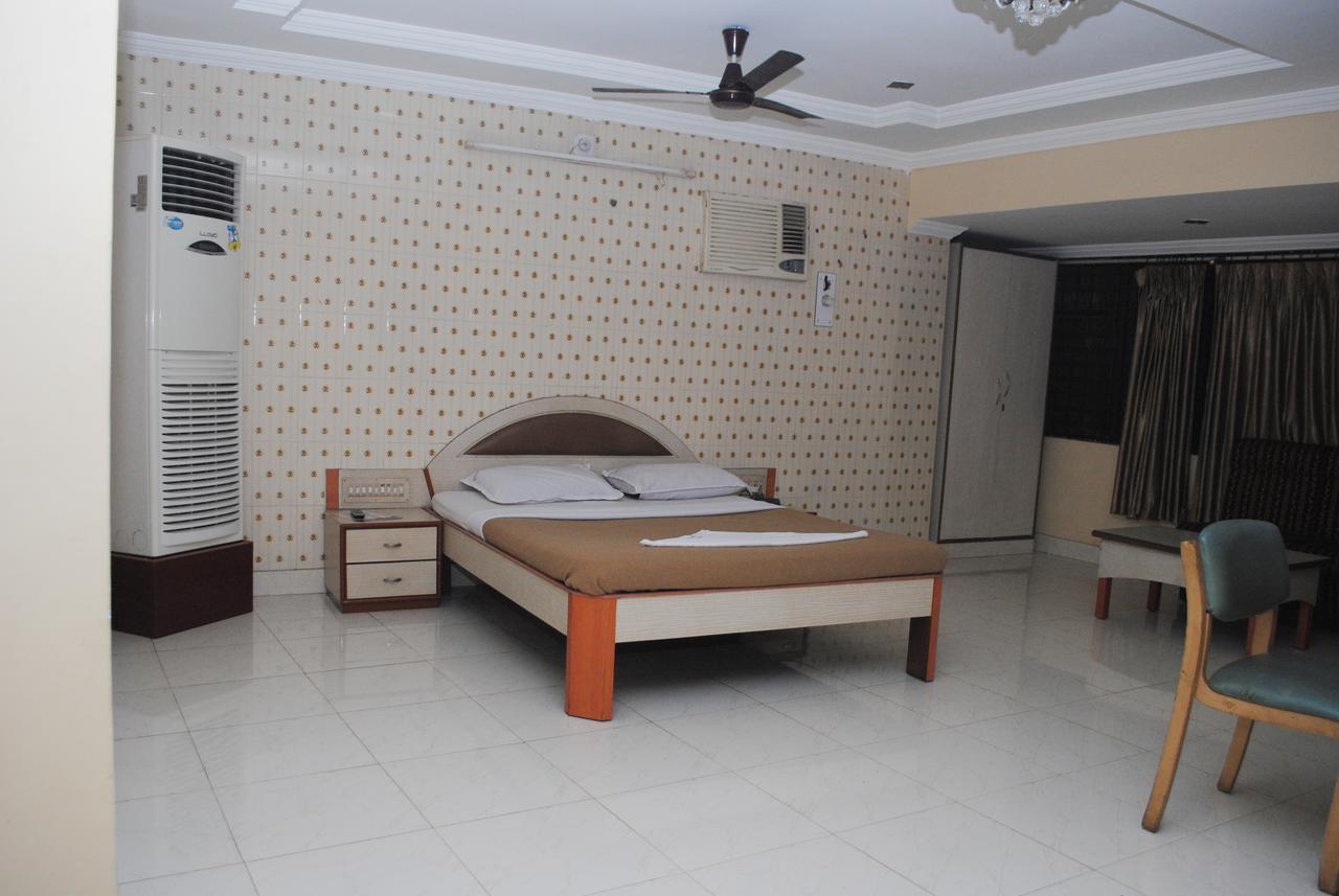 Hotel Pancharatna Paradise อูดุปปี ภายนอก รูปภาพ